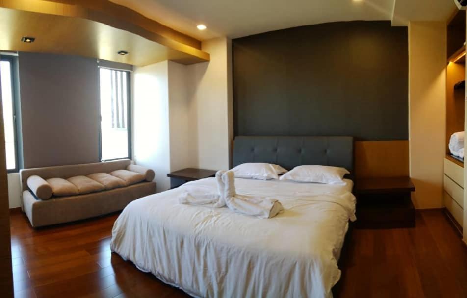 B.Suites 21 Kota Kinabalu Exterior photo